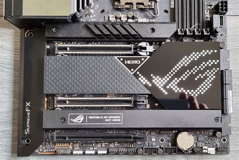 pcie 5.0 x16 safeslot|Asus ROG Maximus Z690 Hero Review: DDR5 and PCIe 5.0 Arrive.